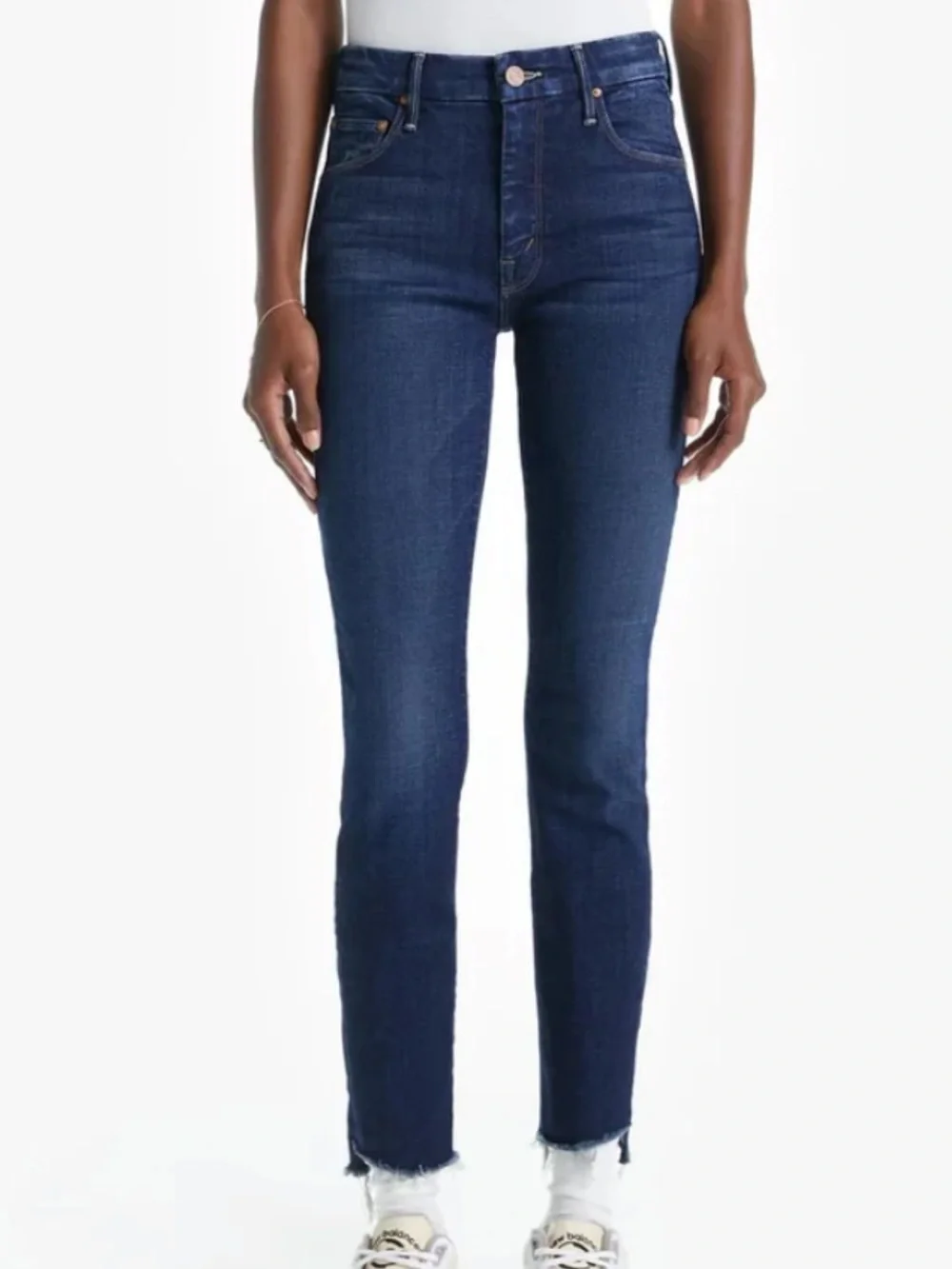 MOTHER The Looker Ankle Step Fray in Bombay Lost and Found Dark Wash 26